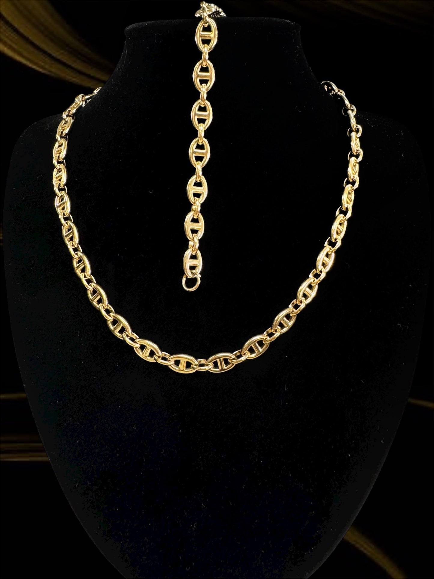 Cadena con Pulsera "Gucci" tamaño 18"